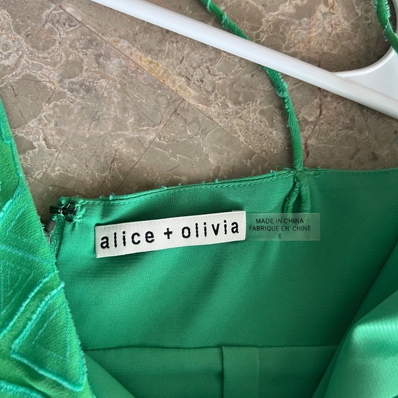 Alice + Olivia Green Dress - Picture 2 of 4